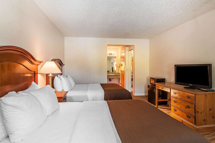 Room 16 of 27