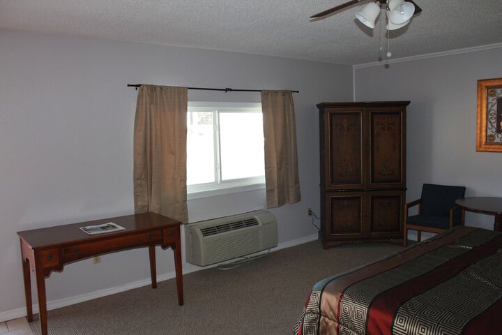 Room 50 of 219