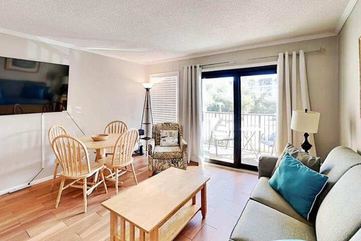 Hilton Head Beach & Tennis A142