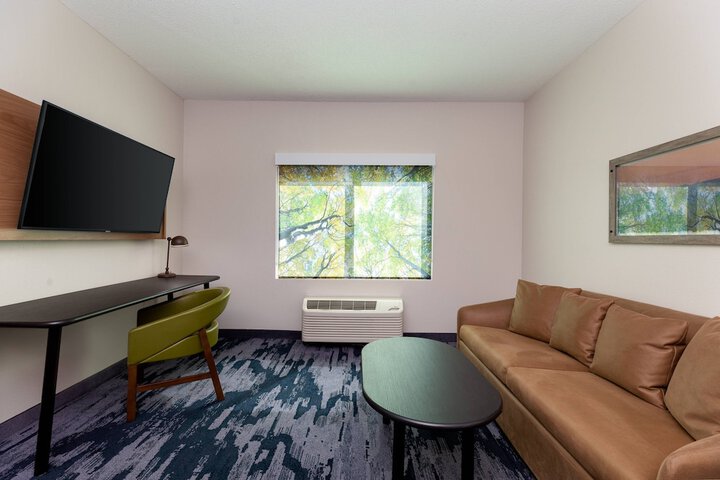 Room 22 of 42