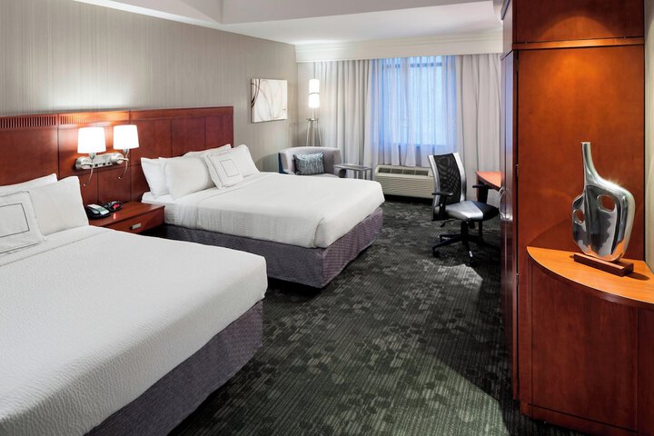 Room 17 of 30