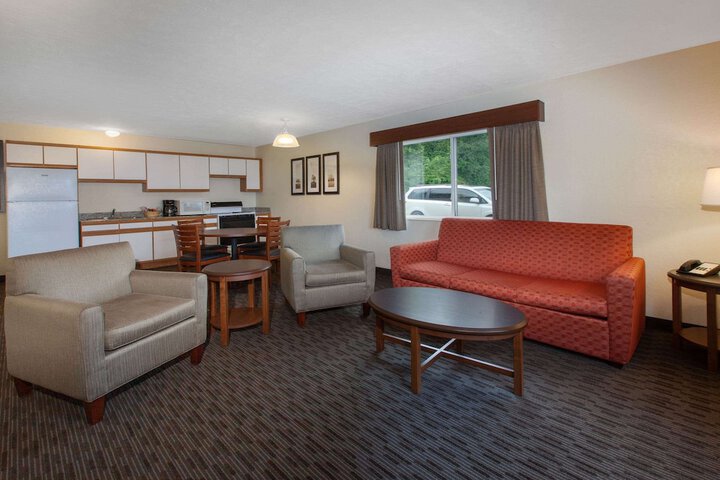Room 11 of 47