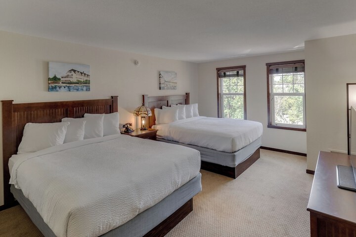 Room 104 of 250