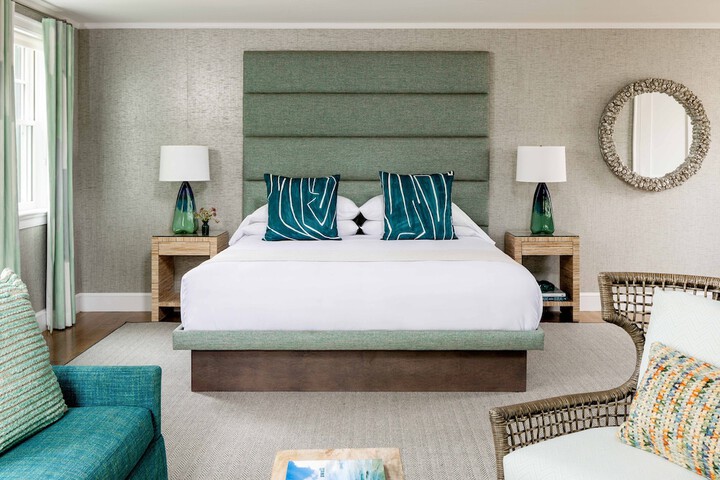 The Sydney The Edgartown Collection