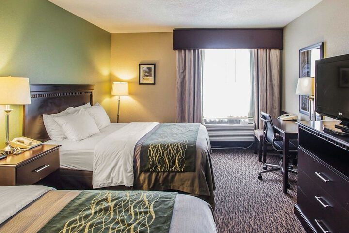 Room 9 of 24