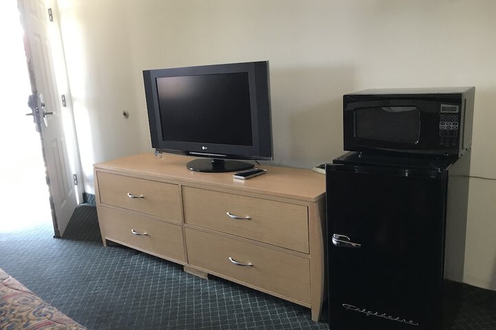 Room 44 of 80