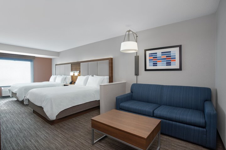 Holiday Inn Express Hotel & Suites Clinton by IHG