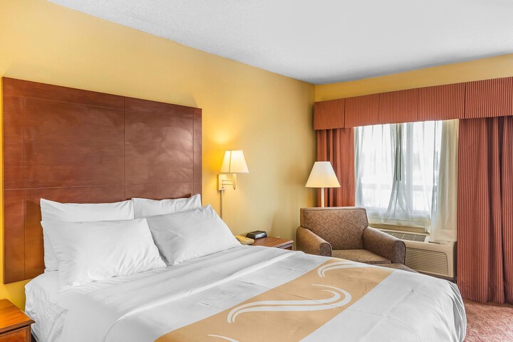 Quality Inn Calera I-65 exit 231