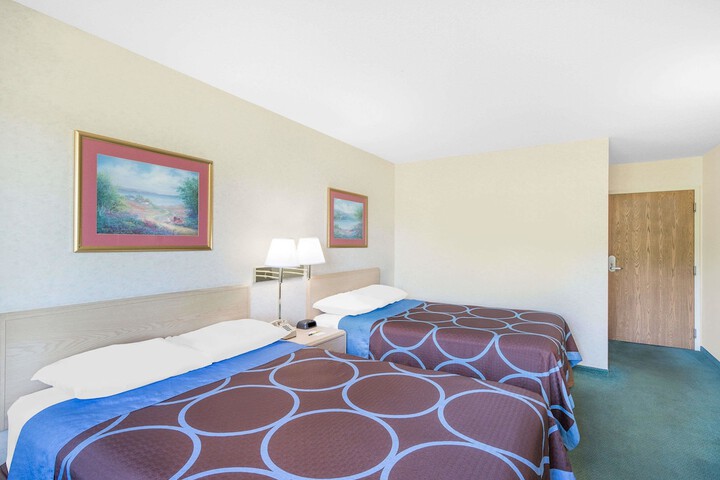 Room 41 of 44