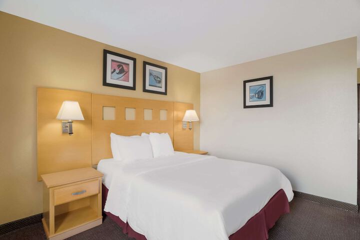 Room 22 of 29