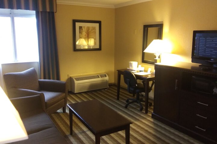 Room 43 of 89