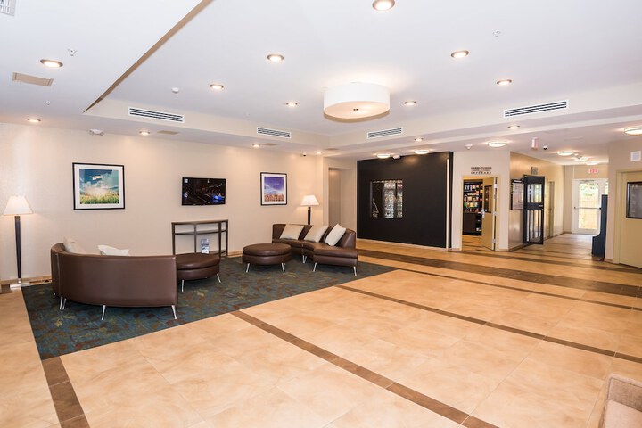 Hotel 5 of 40