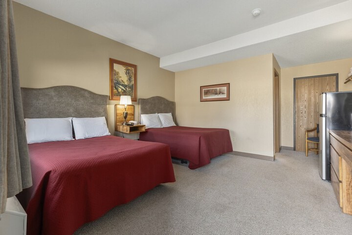 Room 9 of 15