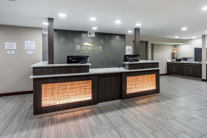 Baymont by Wyndham Clarksville