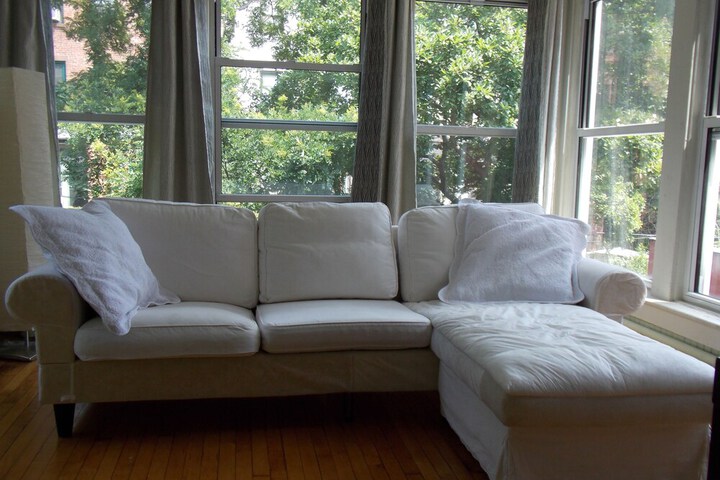 Room 12 of 18