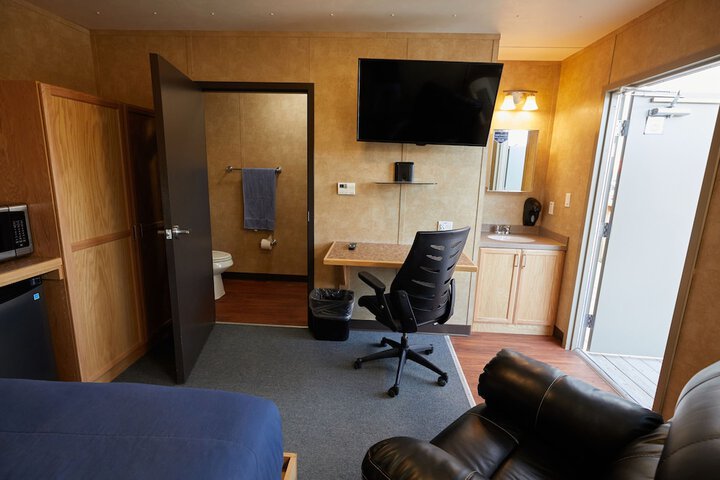 Room 15 of 52