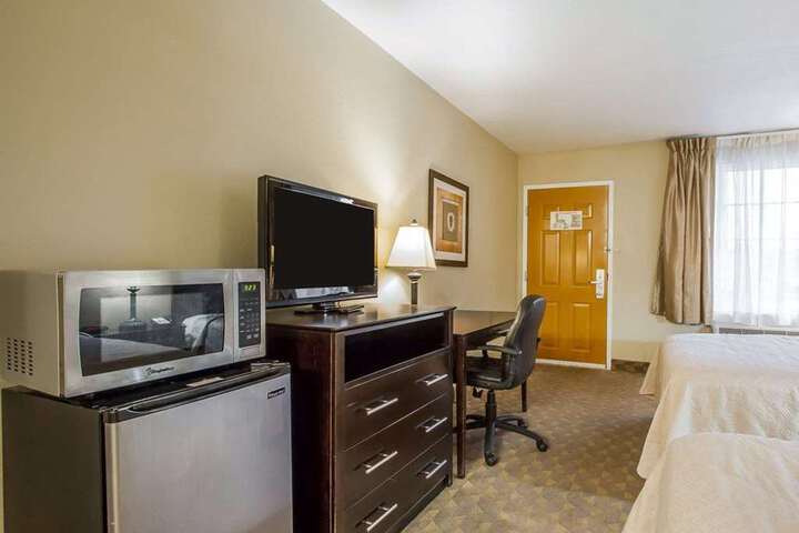 QUALITY INN AND SUITES