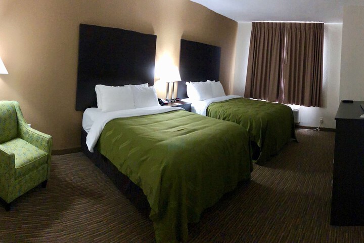 Room 12 of 17