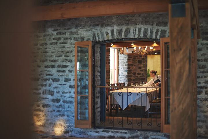 Dining 104 of 149