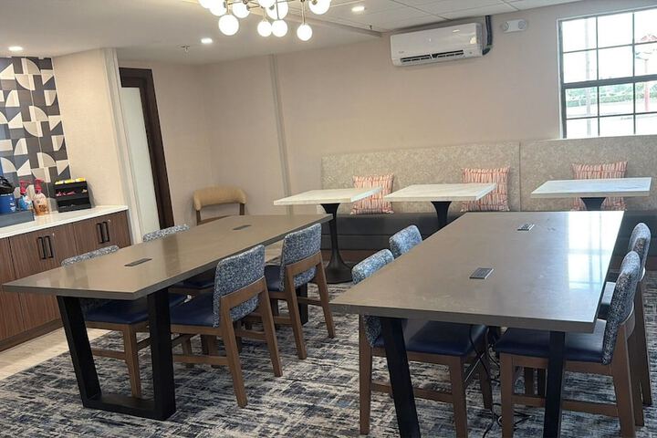 La Quinta by Wyndham St. Petersburg-Clearwater