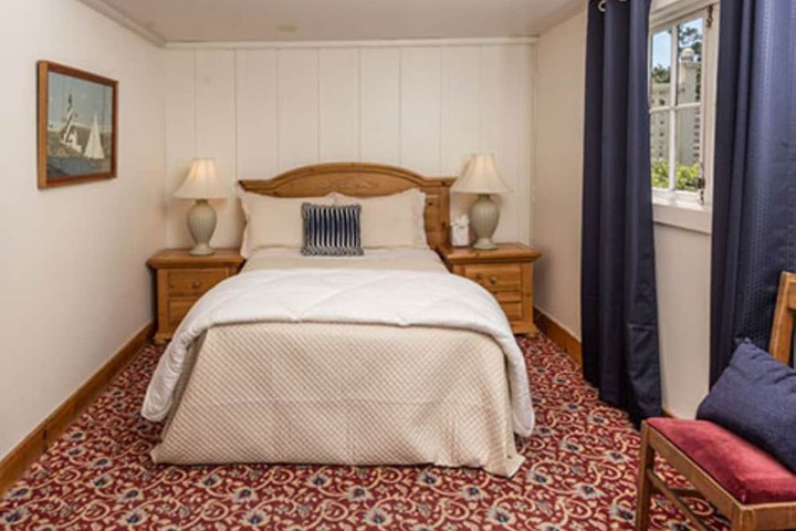 Room 90 of 181