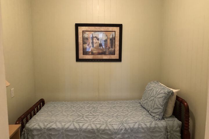 Room 31 of 38