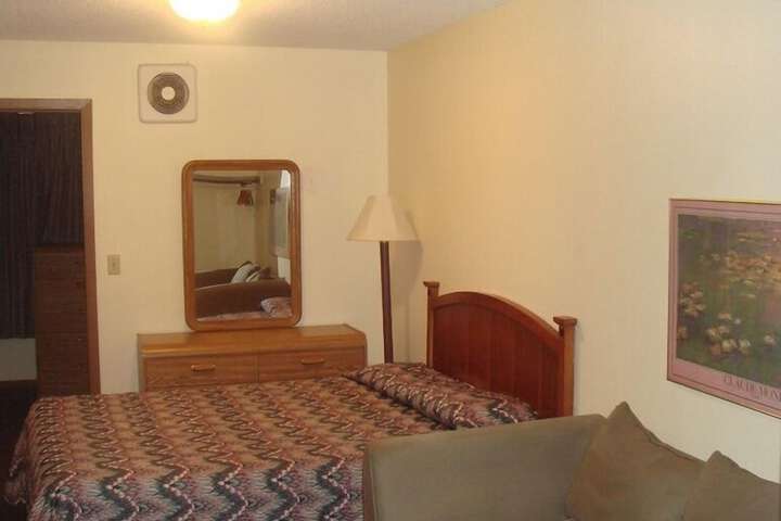 Room 23 of 27