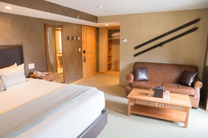 Golden Arrow Lakeside Resort