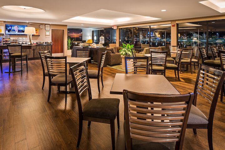 Best Western Plus Bayside Hotel