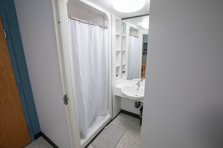 Room 18 of 31