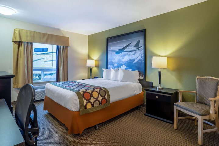 Super 8 by Wyndham Edmonton International Airport