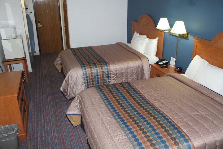 Room 17 of 39