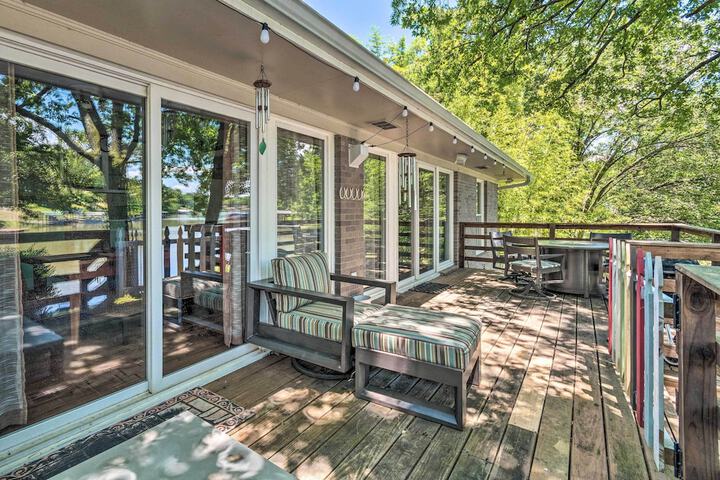 Updated Deck & Dock: Lakefront Home in Hot Springs