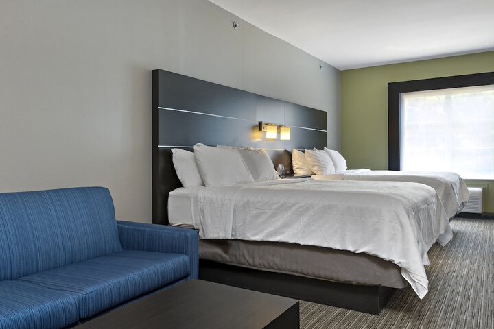 Room 34 of 52