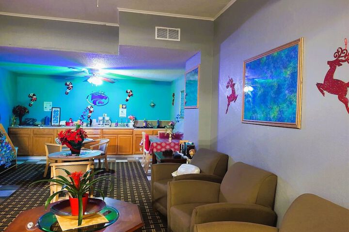 Hotel Interior 32 of 126