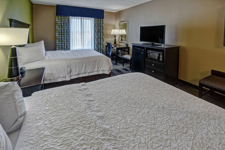 Room 22 of 48