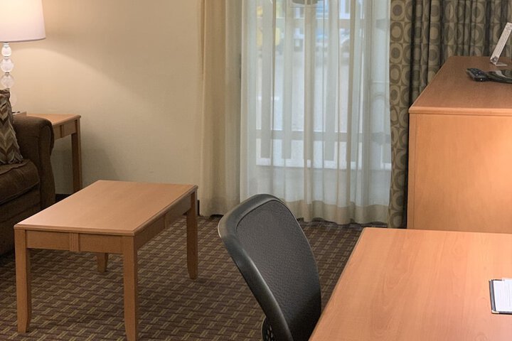 Room 16 of 62