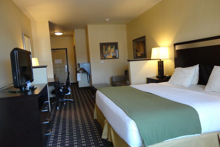 Room 12 of 44