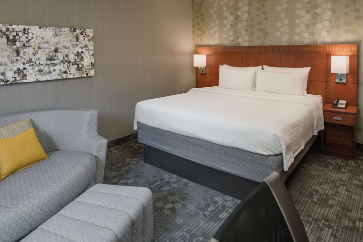 Room 16 of 29