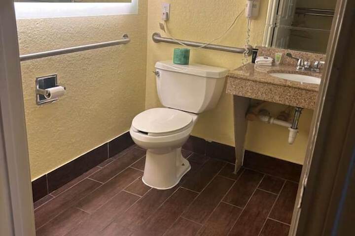 Studio 6 Suites – Pasadena TX
