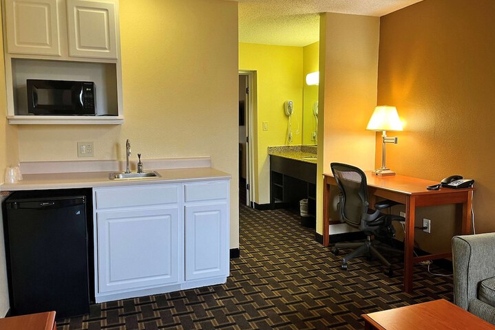 Room 19 of 31