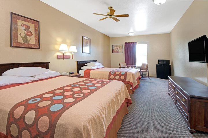 Room 12 of 13