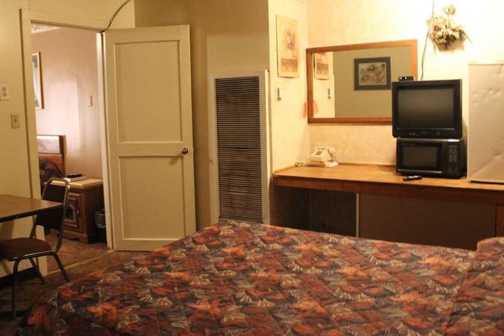 Room 20 of 24