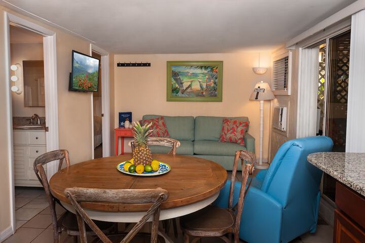 Room 47 of 205