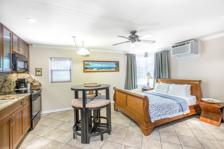 Days Inn by Wyndham Maui Oceanfront