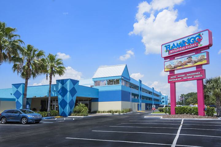 Ramada by Wyndham Hotel & Water Park