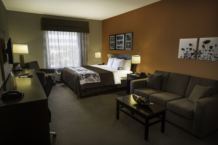 Room 31 of 74