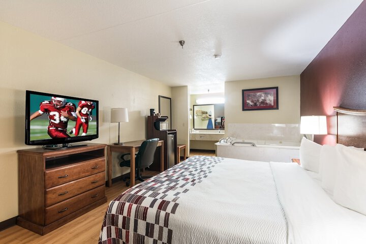 Red Roof Inn Conroe North - Willis