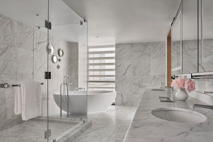 Four Seasons Hotel New Orleans