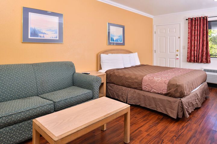 Room 19 of 31